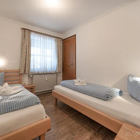 Strasser Apartment *